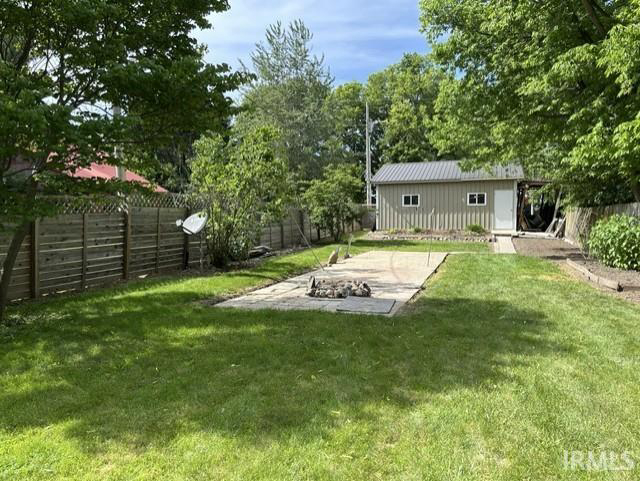Listing Image 4