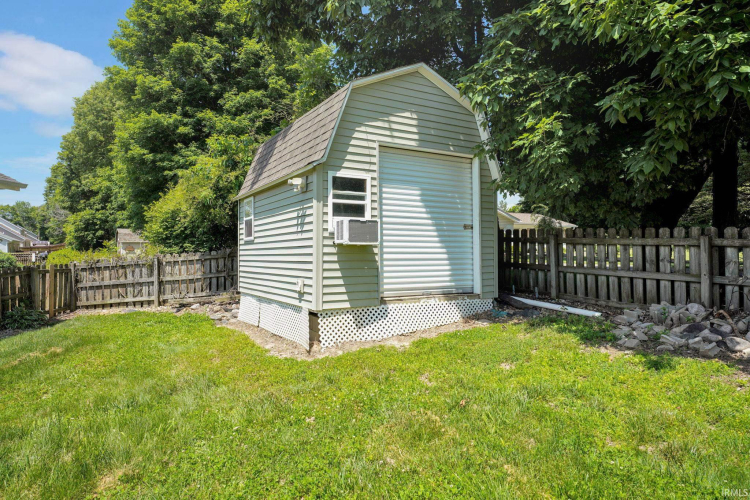 Listing Image 20