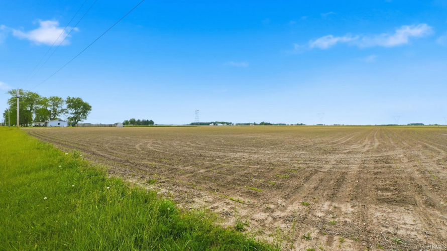 Listing Image 16