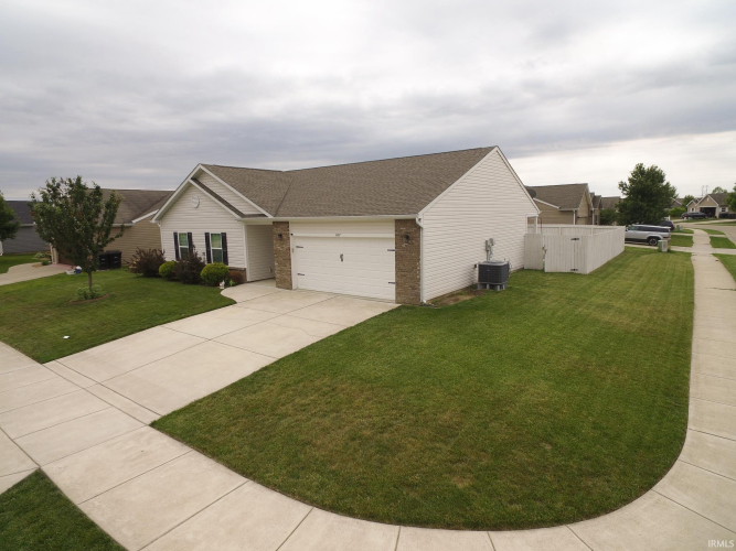 Listing Image 20
