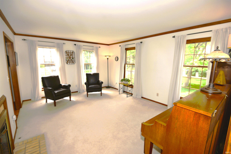 Listing Image 18