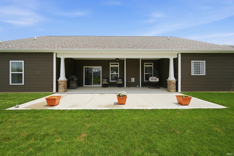 Listing Image 49