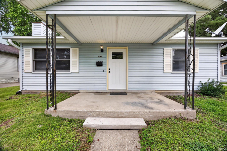 Listing Image 3