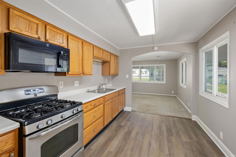 Listing Image 14