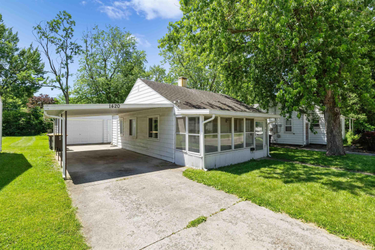Listing Image 3