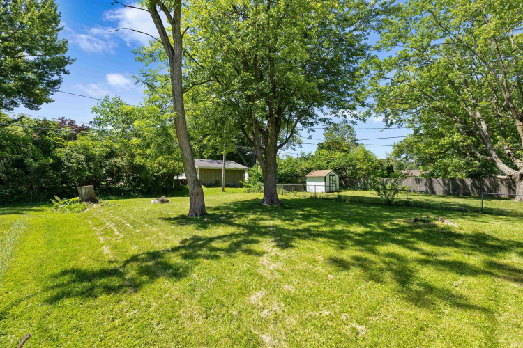 Listing Image 27