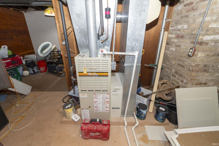 Listing Image 18