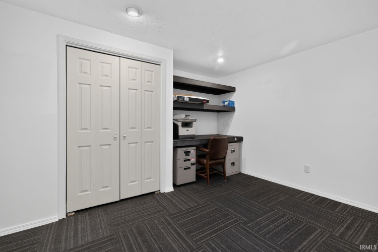 Listing Image 27