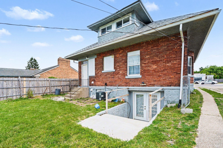 Listing Image 21