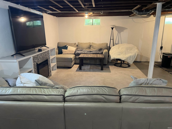 Listing Image 27