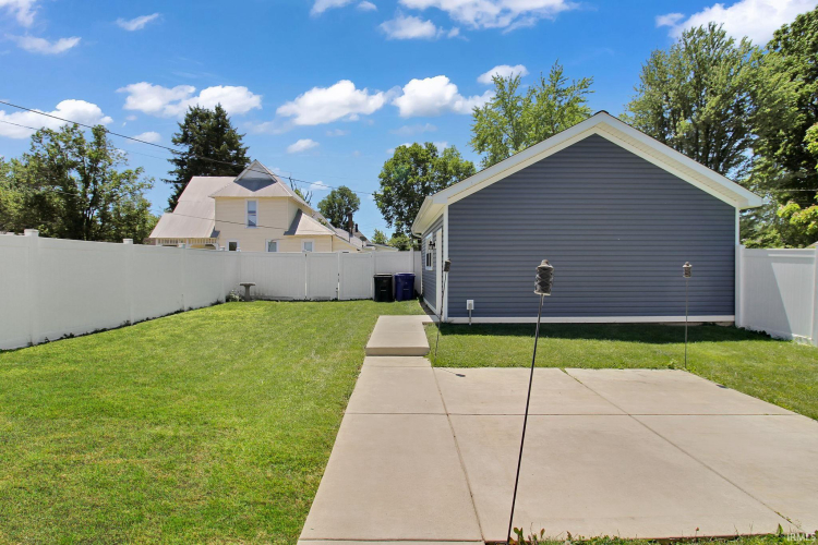 Listing Image 20