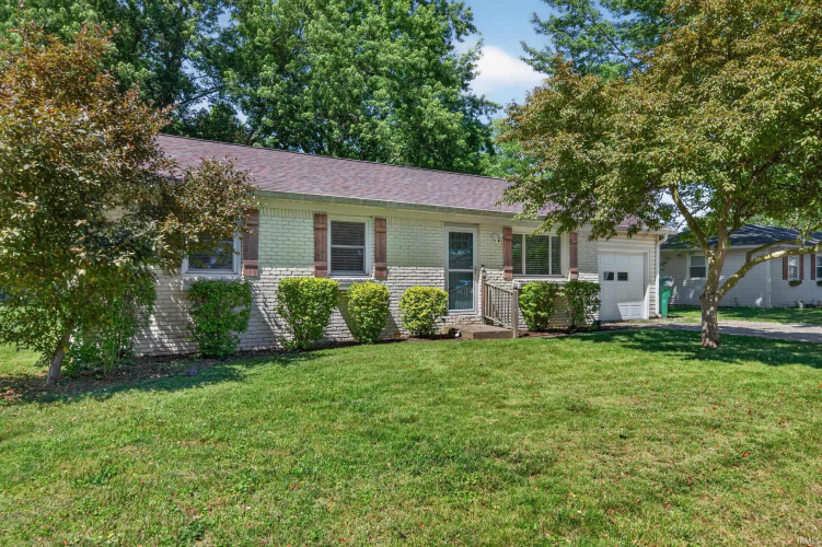 Listing Image 3