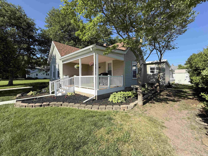 Listing Image 3