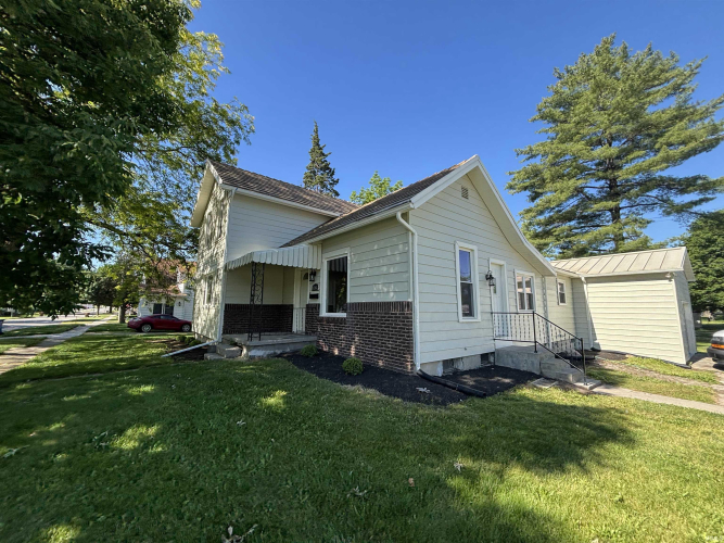 Listing Image 3