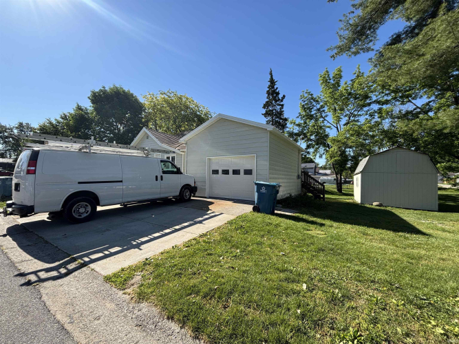 Listing Image 31