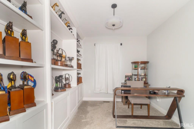 Listing Image 14