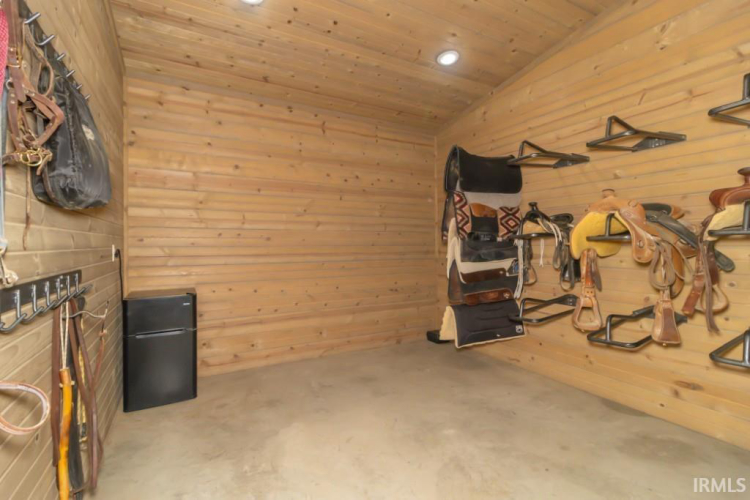 Listing Image 41