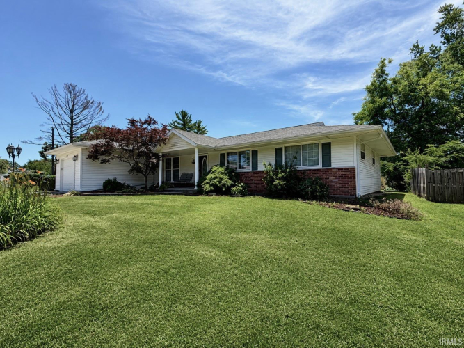 Listing Image 4