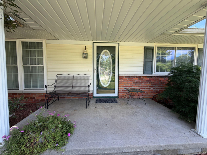 Listing Image 6