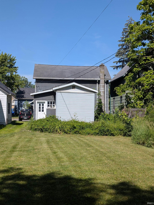 Listing Image 3
