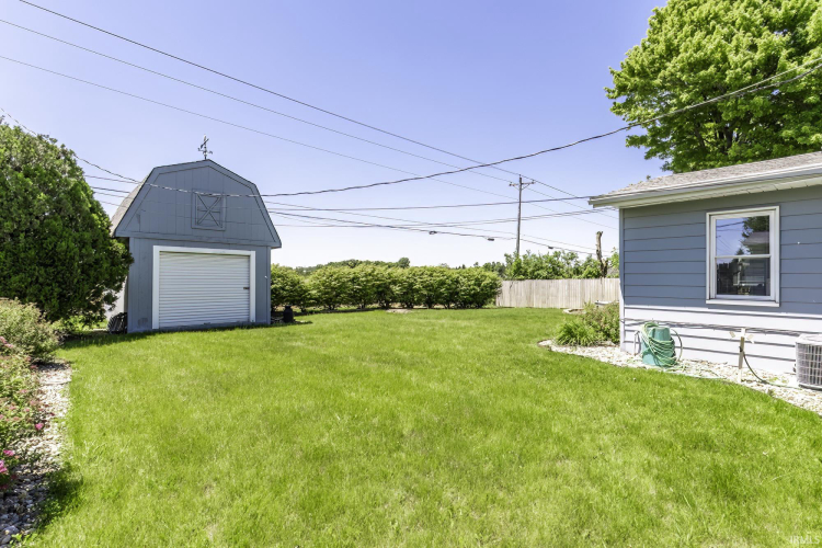 Listing Image 26