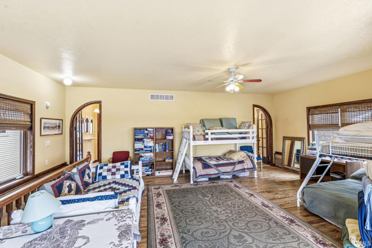 Listing Image 35