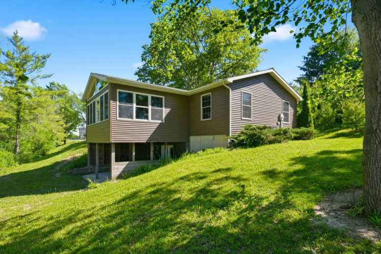 Listing Image 37
