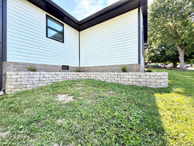 Listing Image 45
