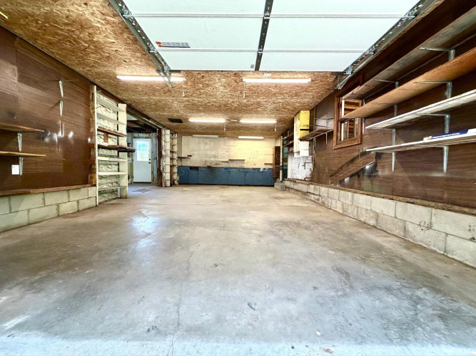 Listing Image 49