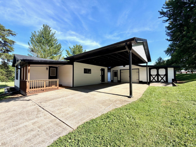 Listing Image 6