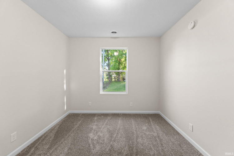 Listing Image 24