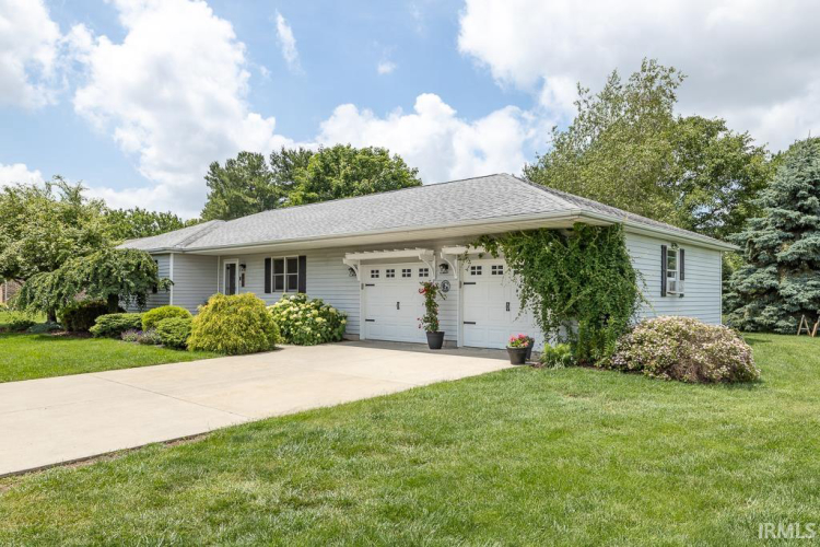 Listing Image 19