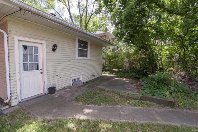 Listing Image 26