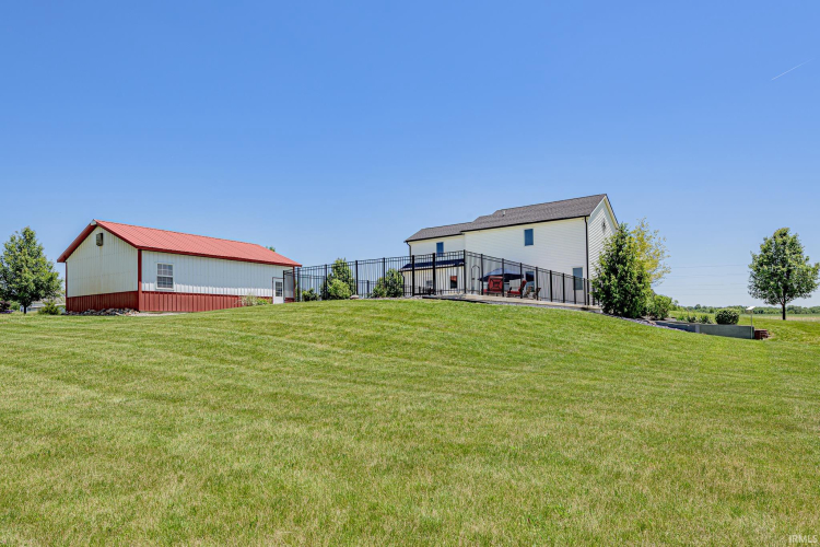 Listing Image 18