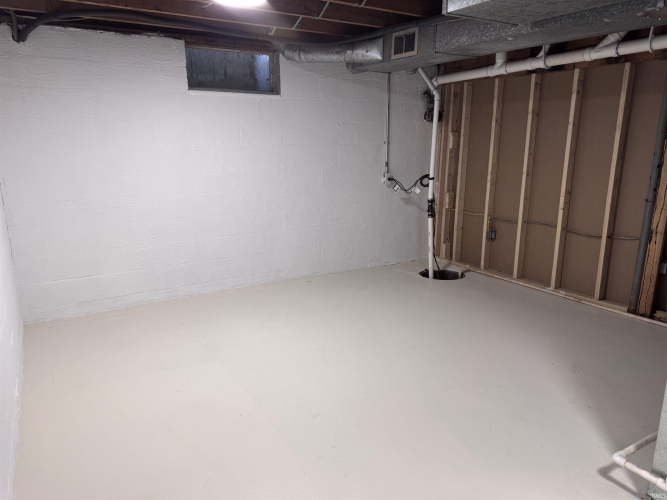 Listing Image 33