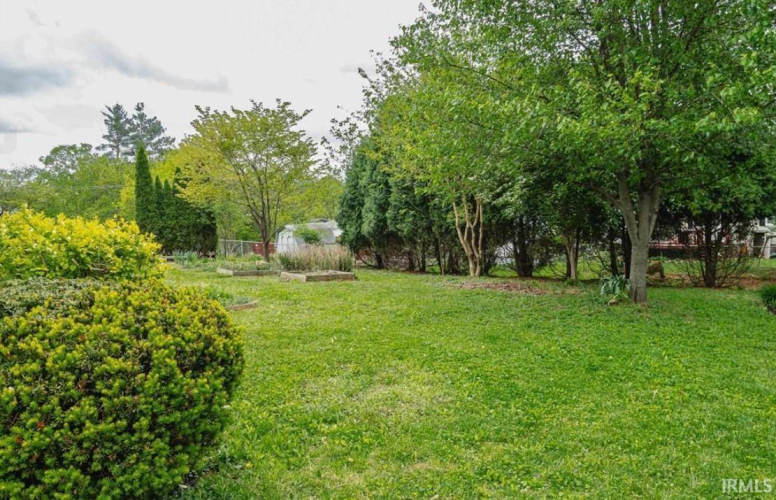 Listing Image 16