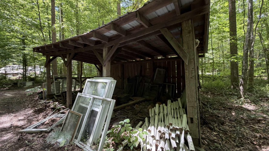 Listing Image 8