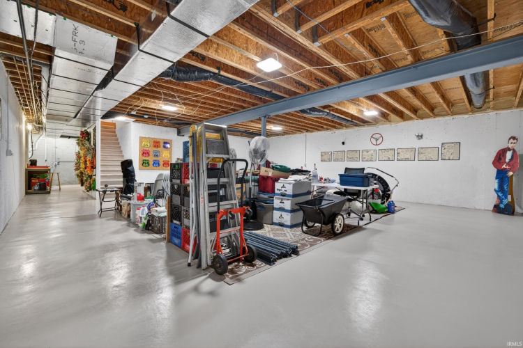 Listing Image 32