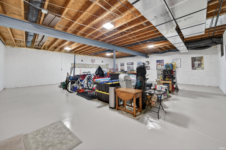 Listing Image 33