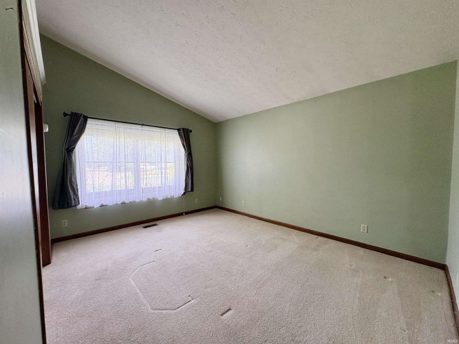 Listing Image 27