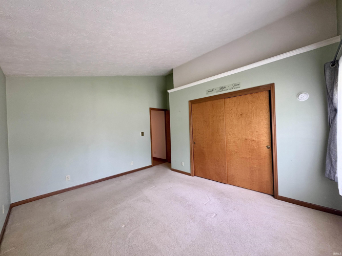 Listing Image 28