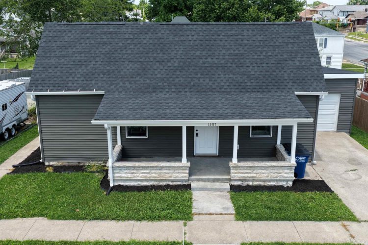 Listing Image 8