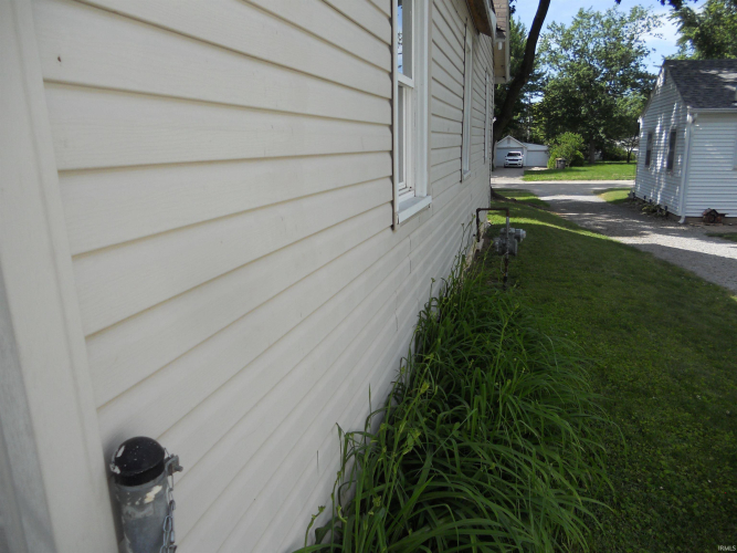 Listing Image 27