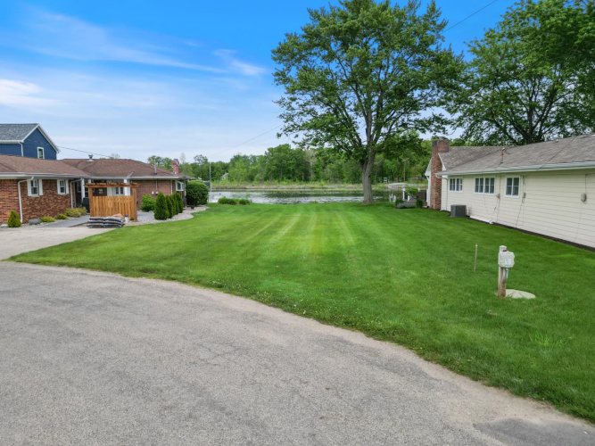 Listing Image 25