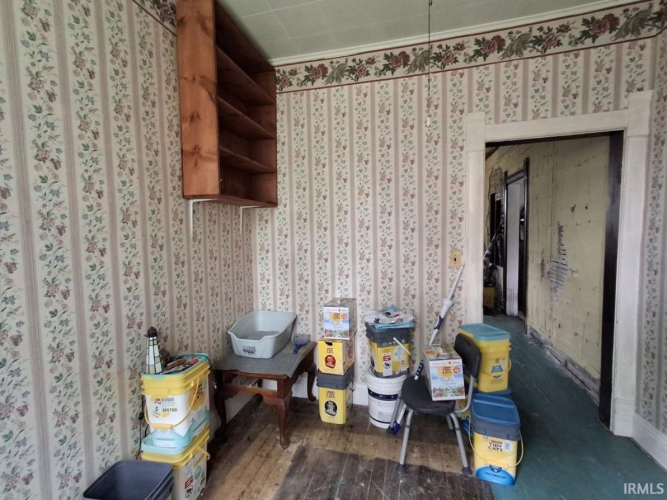 Listing Image 17