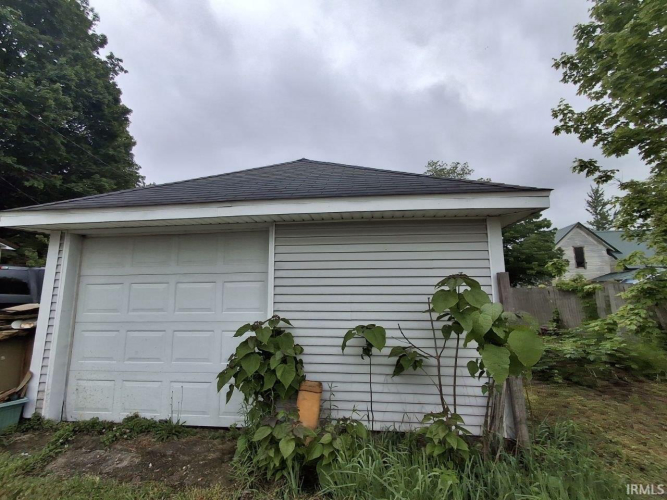 Listing Image 27
