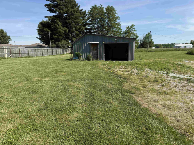 Listing Image 9