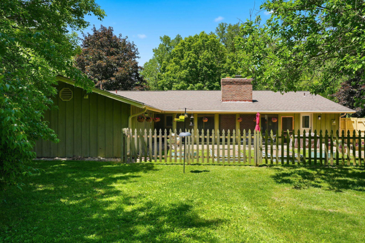Listing Image 47