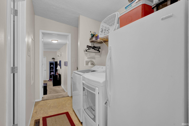 Listing Image 24