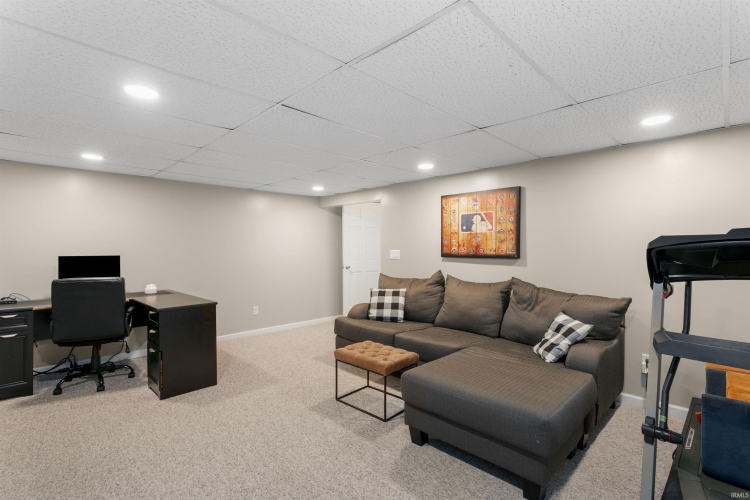 Listing Image 23